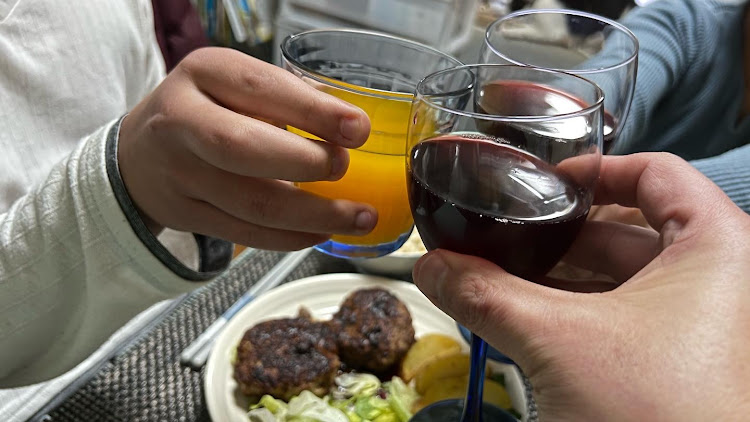 セレナの高校入試合格・諭吉さんが飛んでいく・妻の誕生日おめでとう・上を向いて歩こう・イカリングヘッドライトに関するカスタム事例の投稿画像4枚目