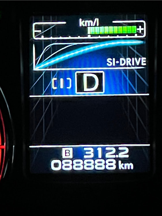 レガシィツーリングワゴンの2.0GT DIT・BRG・あけましておめでとうございます・今年もよろしくお願いします・2023年もよろしくお願いしますに関するカスタム事例の投稿画像2枚目