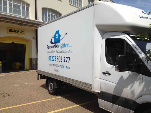 Mercedes Luton van