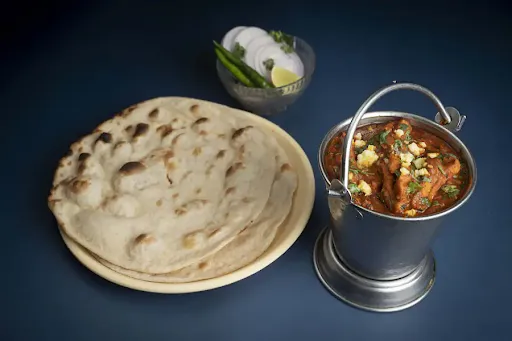 Chicken Balti With 2 Roti