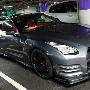 NISSAN GT-R R35