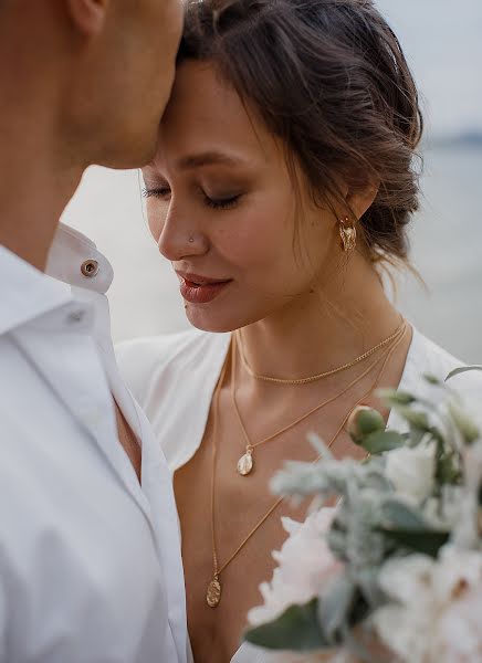 Fotógrafo de casamento Elvira Istamova (eleis). Foto de 2 de dezembro 2020