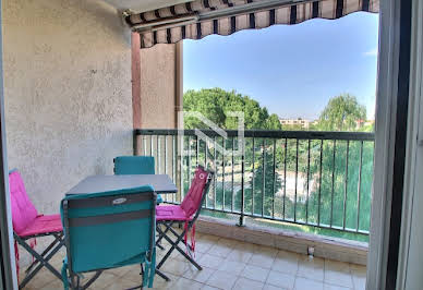 Apartment with terrace and pool 7