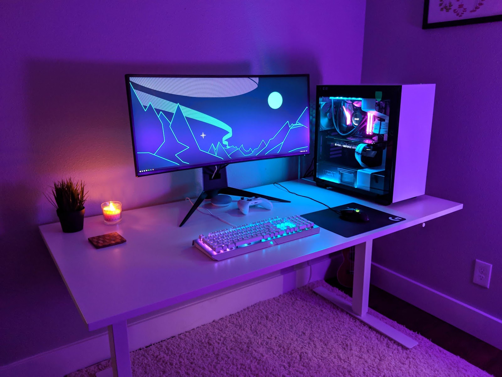 Straight gaming desk