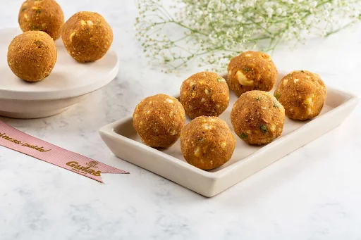 Besan Dry Fruit Ladoo