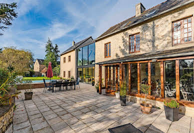 House with pool and terrace 2