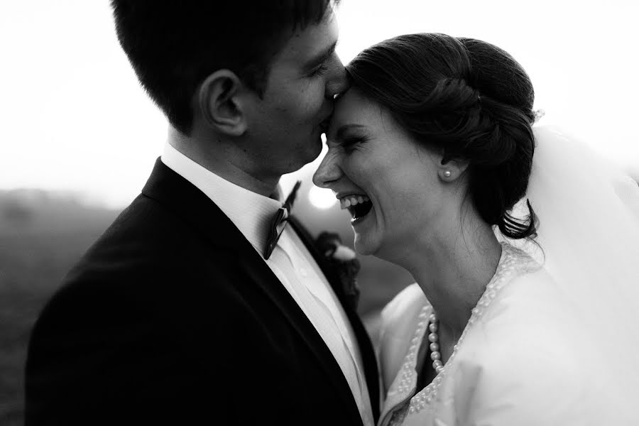 婚礼摄影师Artem Kucenko（bereal）。2015 11月16日的照片