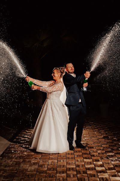 Fotografo di matrimoni Patrik Molčan (patrikmolcan). Foto del 13 maggio