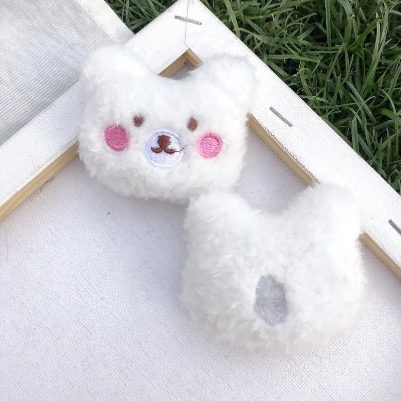 Neuer Style Bär Puppe Brosche Plüsch Rouge Bär DIY Cartoon Pin zum Selbermachen und Personalisieren von Kleidung und Accessoires