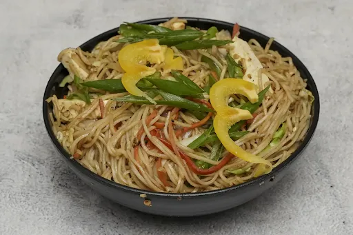 Chilli Garlic Noodles - Veg