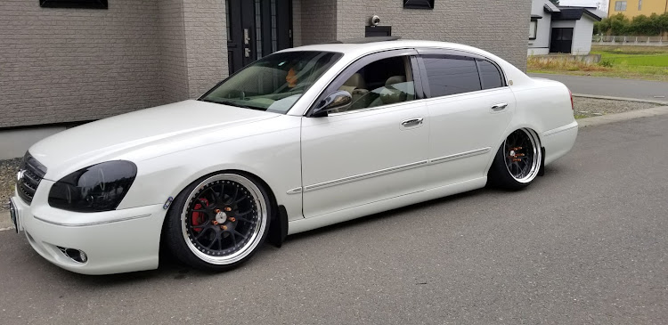 Q45のDIY・マッドガード取付・ユージガレージに関するカスタム事例の投稿画像3枚目