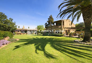 House with pool and terrace 3