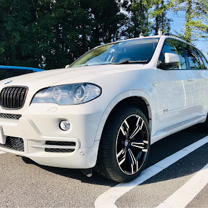 X5 xDrive 30i