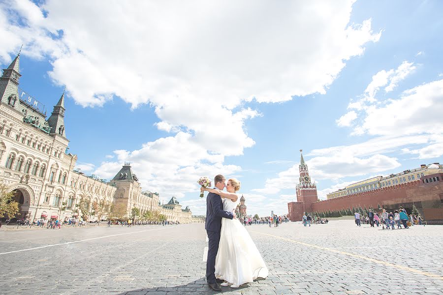 Fotograf ślubny Kirill Pokrovskiy (pokrovskiykiril). Zdjęcie z 18 listopada 2015