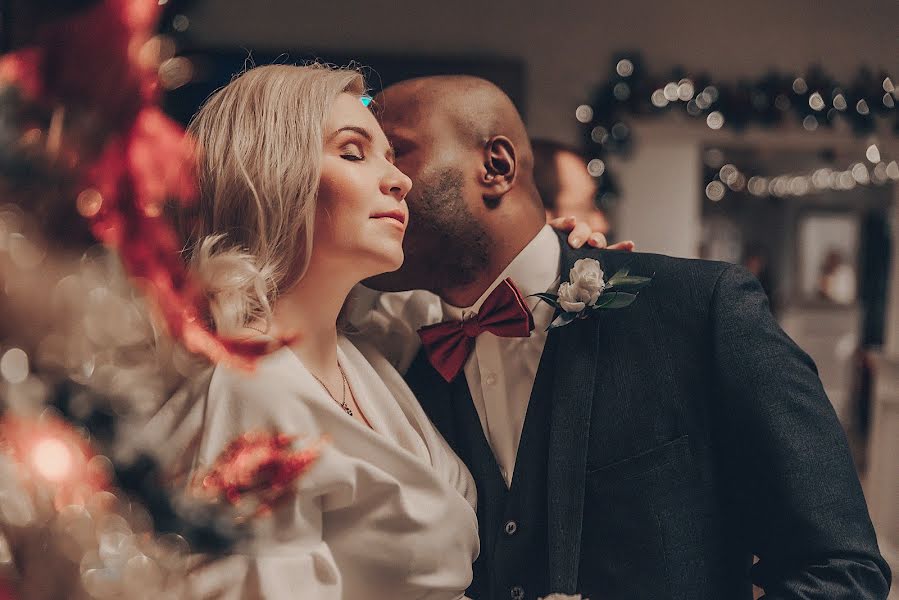 Fotógrafo de casamento Irina Vasilkova (irinav). Foto de 19 de janeiro 2019