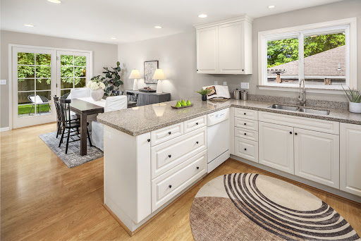 Property with garden 4
