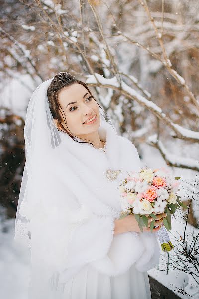 Wedding photographer Yulya Skvorcova (lule4ka). Photo of 15 March 2018