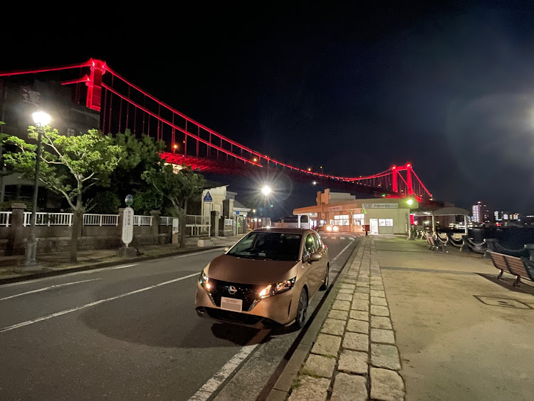 スカイラインのノート e-POWER・橋コラボ・若戸大橋・関門橋・横浜ベイブリッジに関するカスタム事例の投稿画像4枚目