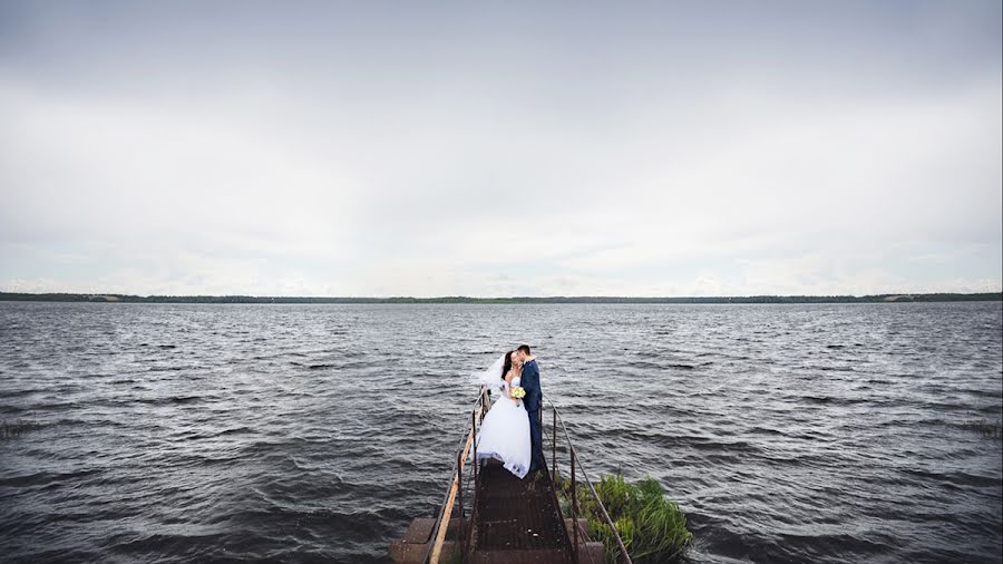 Hochzeitsfotograf Pavel Lyutov (kocmoc). Foto vom 13. August 2018