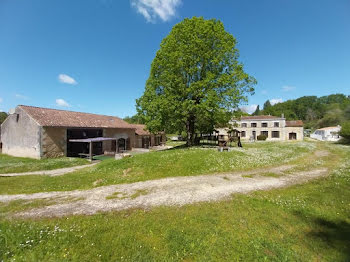 maison à La Gripperie-Saint-Symphorien (17)