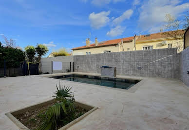 Villa with pool 3