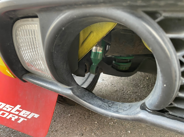 スイフトスポーツのTEIN・スイフトスポーツ・山岡家・喜多方ラーメン・猪苗代湖に関するカスタム事例の投稿画像1枚目