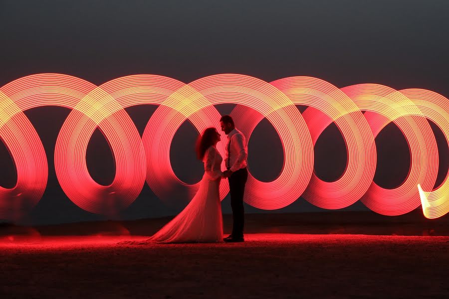 Fotógrafo de casamento Hamze Dashtrazmi (hamzedashtrazmi). Foto de 9 de março 2020