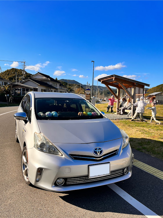 プリウスαの宮地岳かかしの里・かかしの里・学校?・かかしとコラボに関するカスタム事例の投稿画像13枚目