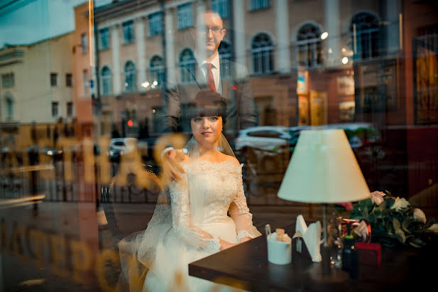 Wedding photographer Nikolay Smolyankin (smola). Photo of 31 October 2021