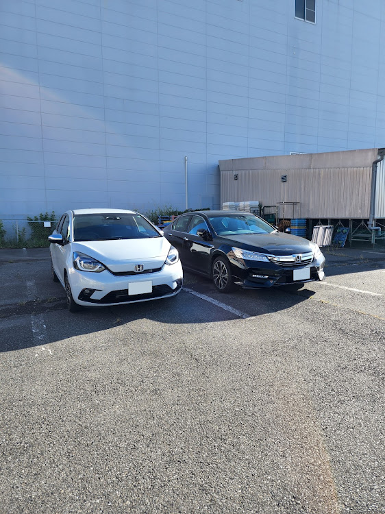 フィットの自宅の駐車場・武蔵野フーズ所沢工場に関するカスタム事例の投稿画像14枚目