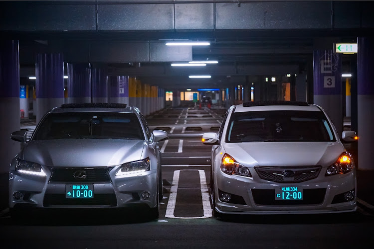 レガシィB4の札幌・地下駐車場は盛れる・カメ活📸・BM9・サンルーフに関するカスタム事例の投稿画像2枚目