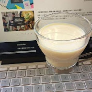 或者書店 ／ 或者蔬食 閱讀｜蔬食｜咖啡