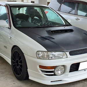 インプレッサ WRX GC8