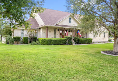 House with pool 5