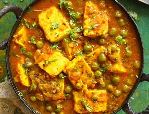 Mutter Paneer