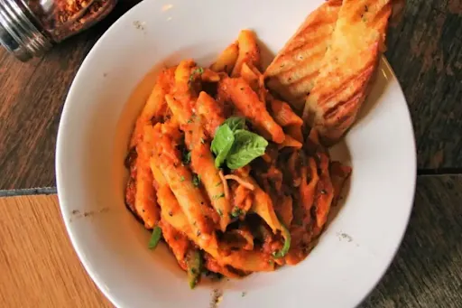 Red Sauce Pasta (Arrabbiata)