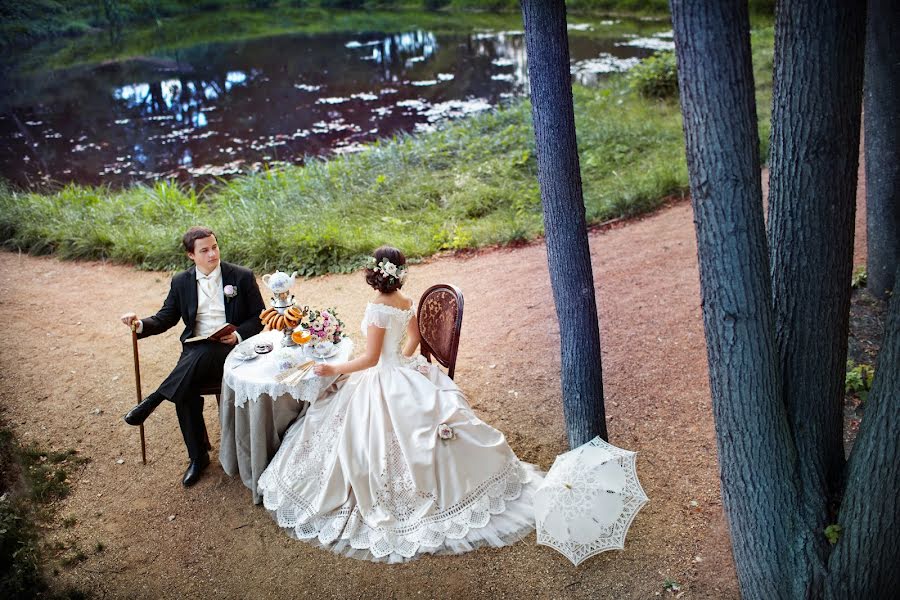 Fotografo di matrimoni Lena Astafeva (tigrdi). Foto del 18 gennaio 2015