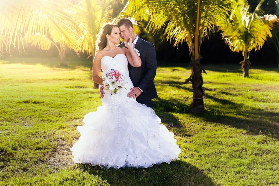 Fotografo di matrimoni Alex Quesada (avsmile12345). Foto del 14 dicembre 2018