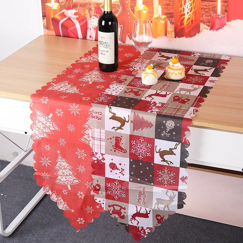 Kerstdecoratie tafelloper van bedrukt stof, feestelijke versiering voor diners, bescherming van je tafel en een gezellige kerstsfeer creëren.