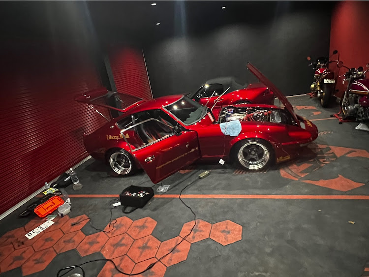 フェアレディZの水野ワークス・リバティーウォーク・S30z・ドライブに関するカスタム事例の投稿画像3枚目