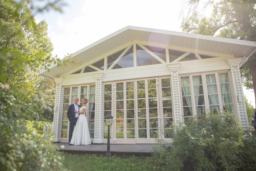 Fotografo di matrimoni Pavlina Kuzmina (pavlakey). Foto del 26 gennaio 2021