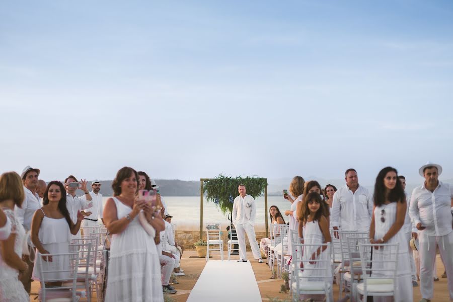 婚禮攝影師Mónica Milena（loveweddings）。2022 10月5日的照片