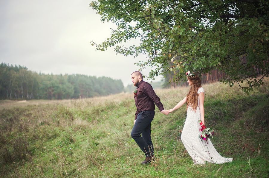 Wedding photographer Marina Chuveeva (veev). Photo of 23 November 2016