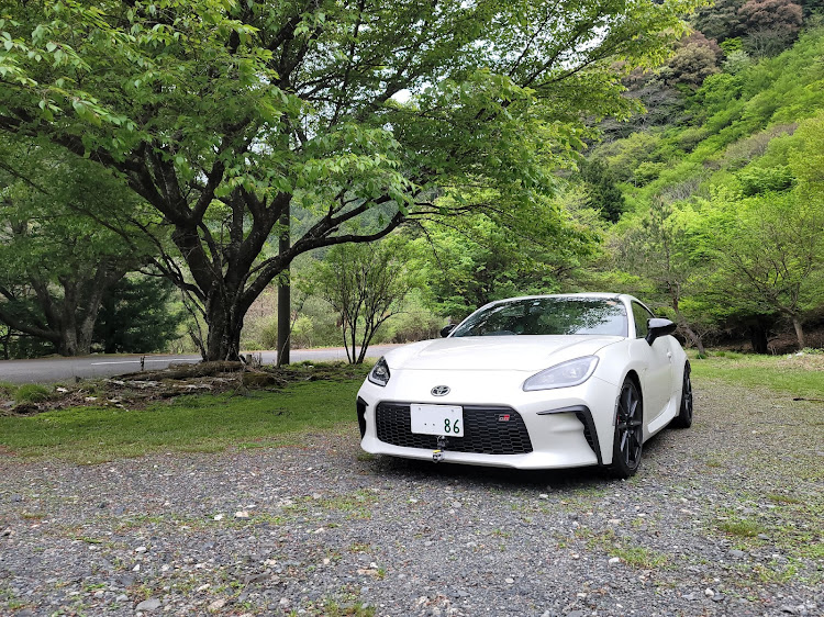 GR86のGR86・鈴鹿スカイラインに関するカスタム事例の投稿画像1枚目