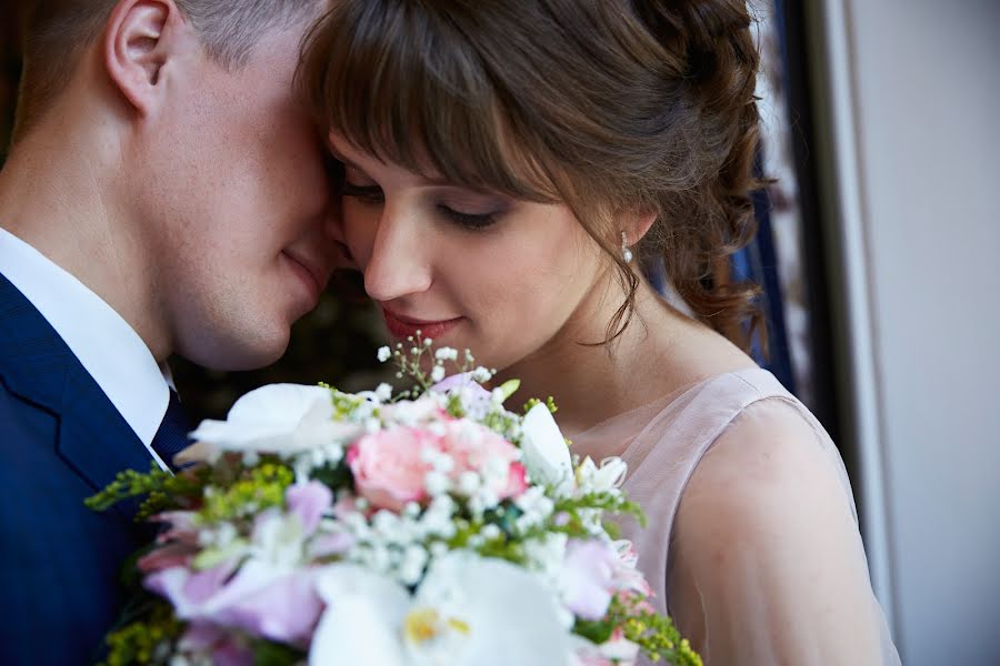 Fotógrafo de casamento Tatyana Kutina (kutanya). Foto de 7 de janeiro