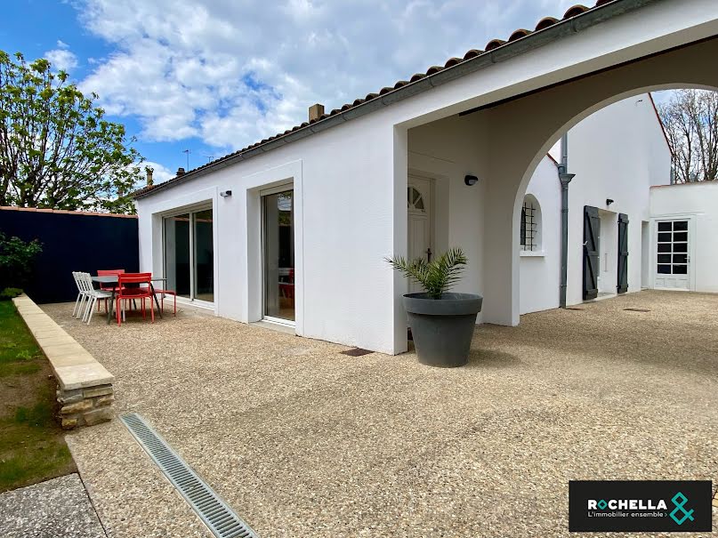 Vente maison 8 pièces 166 m² à La Rochelle (17000), 817 650 €