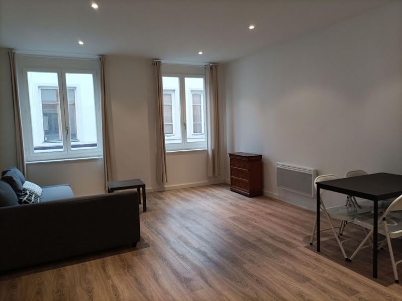 Location meublée appartement 3 pièces 67 m² à Lyon 6ème (69006), 1 112 €