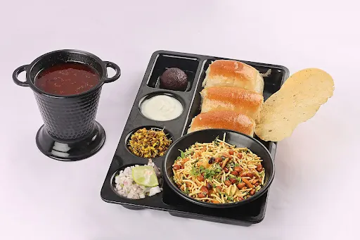 Special Misal Thali