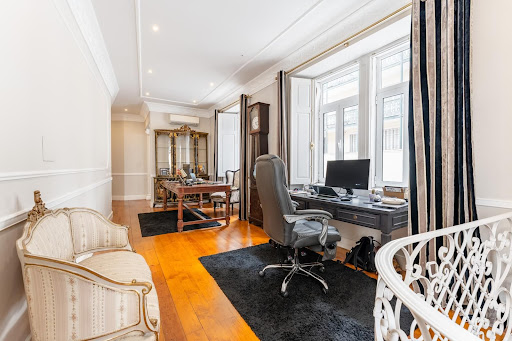 Propriété avec piscine et jardin 4