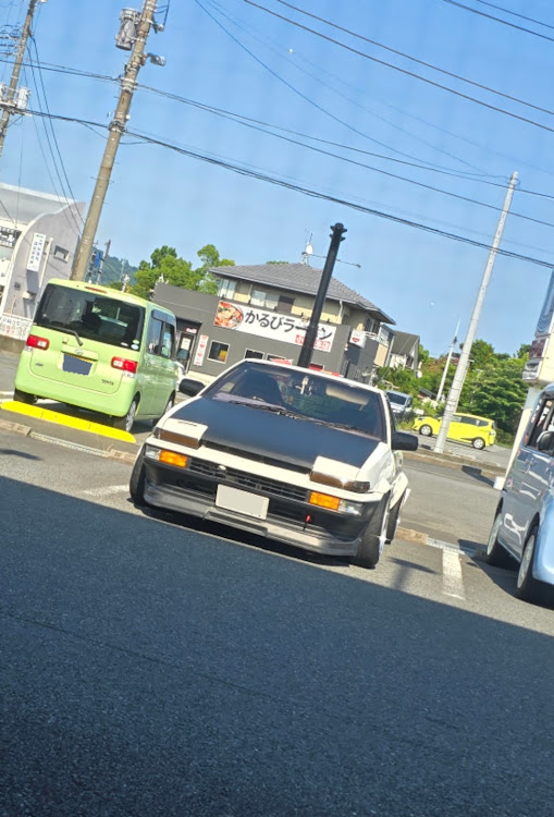 スプリンタートレノのAE86トレノ・箱根・大涌谷に関するカスタム事例の投稿画像5枚目